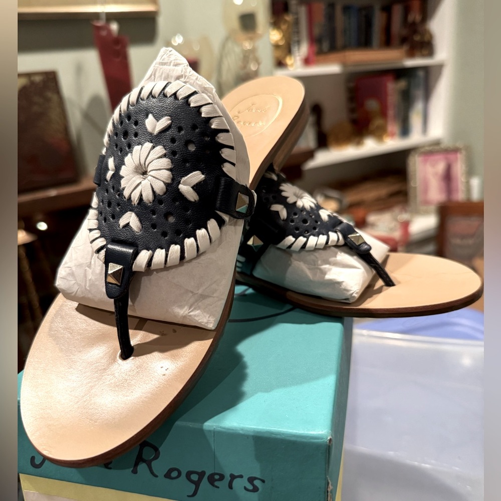 Jack Rogers flat sandals. Size 7.5. Blue & White.